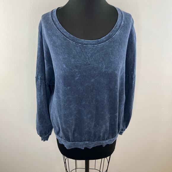 We the Free Blue Vintage Wash Lightweight Oversized Pullover Top Free People S - Picture 2 of 8